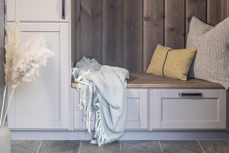 7528T_Trend_sittebenk_sammenbygging_gang_hytte_3_1800x1200