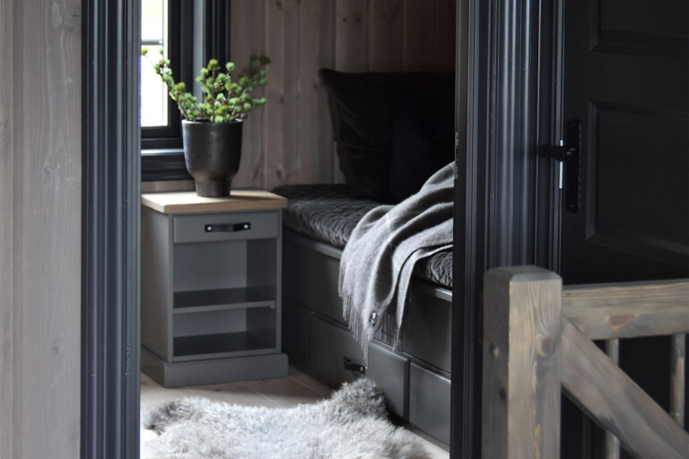 Nattbord med skuff 0256 3-2