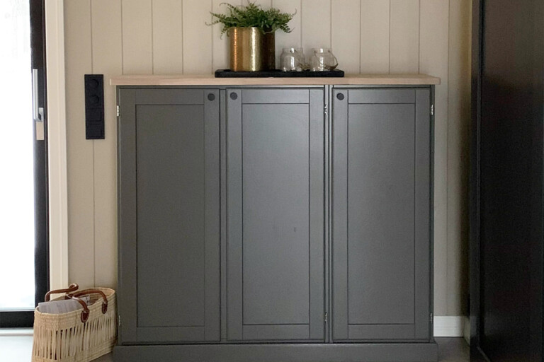 11115-Trend-skap-med-tre-dorer_1800x1200