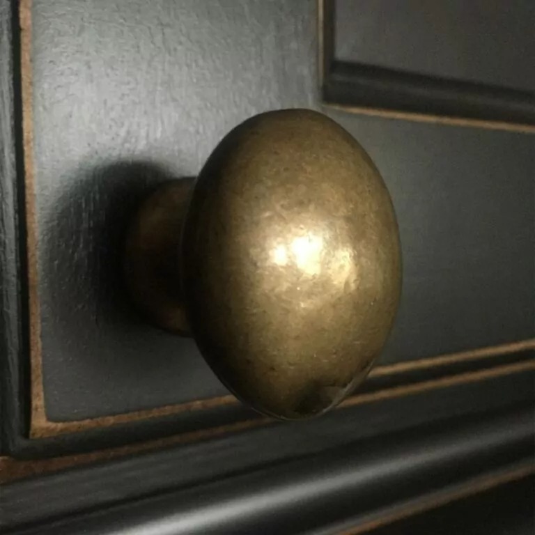 82109 Knott Mia 244 antikk messing