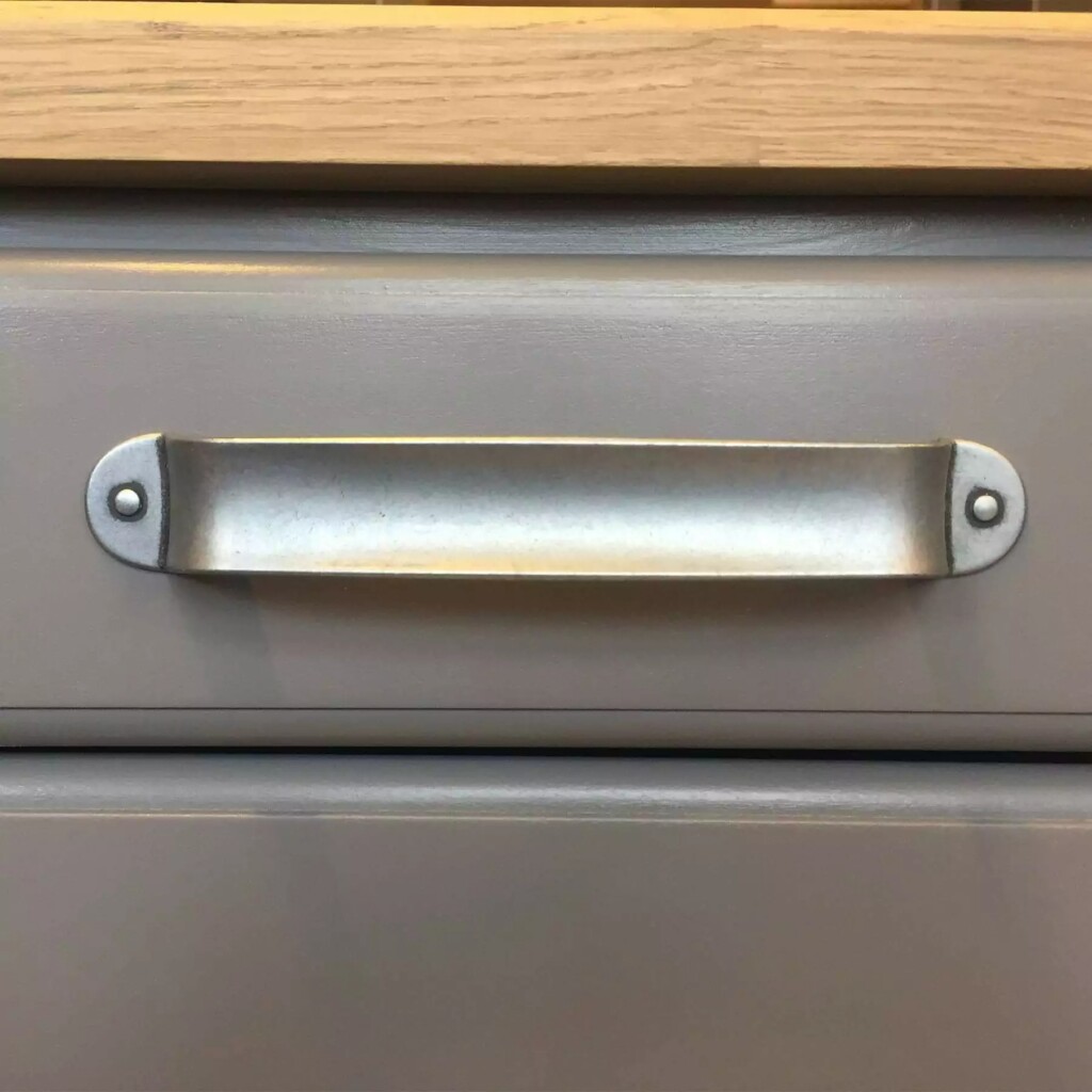 82113 Håndtak 3964 antikk tinn cc128 mm